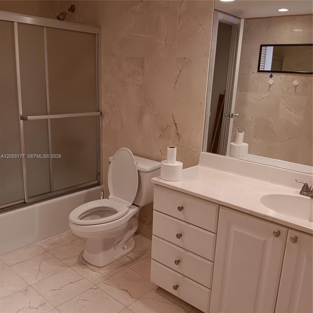 Oceanview Condo A · #1014 in Sunny Isles Beach - Photo 16