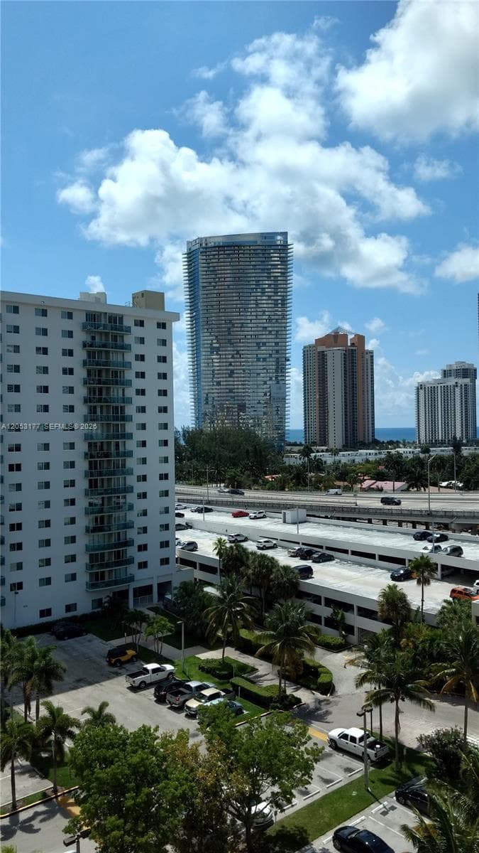 Oceanview Condo A · #1014 in Sunny Isles Beach - Photo 8