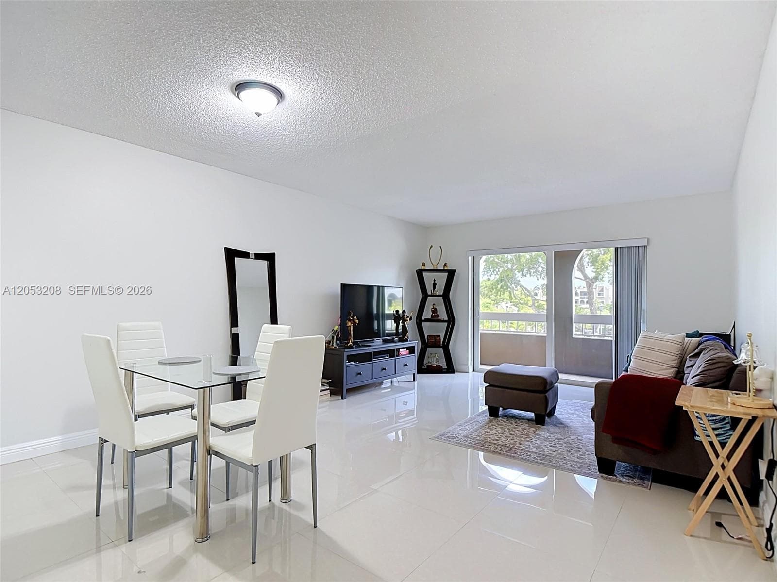 Village of Kings Creek · #E304 in Miami - Photo 11