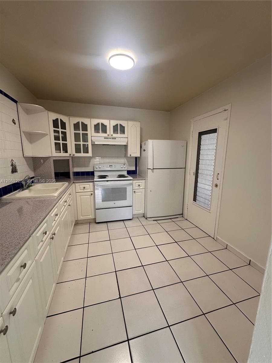 LAKEVIEW GARDENS · #107F in Miami - Photo 6