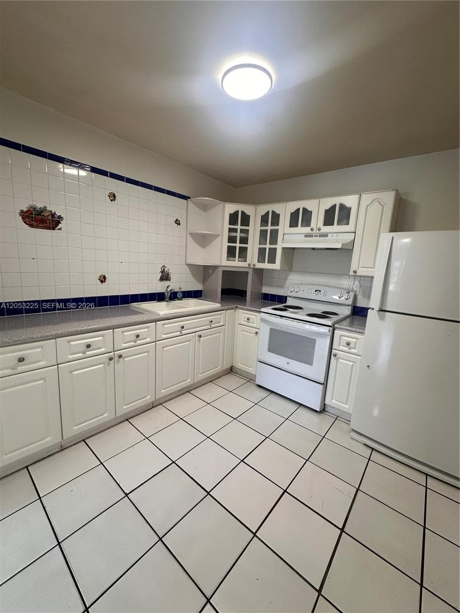 LAKEVIEW GARDENS · #107F in Miami - Photo 7