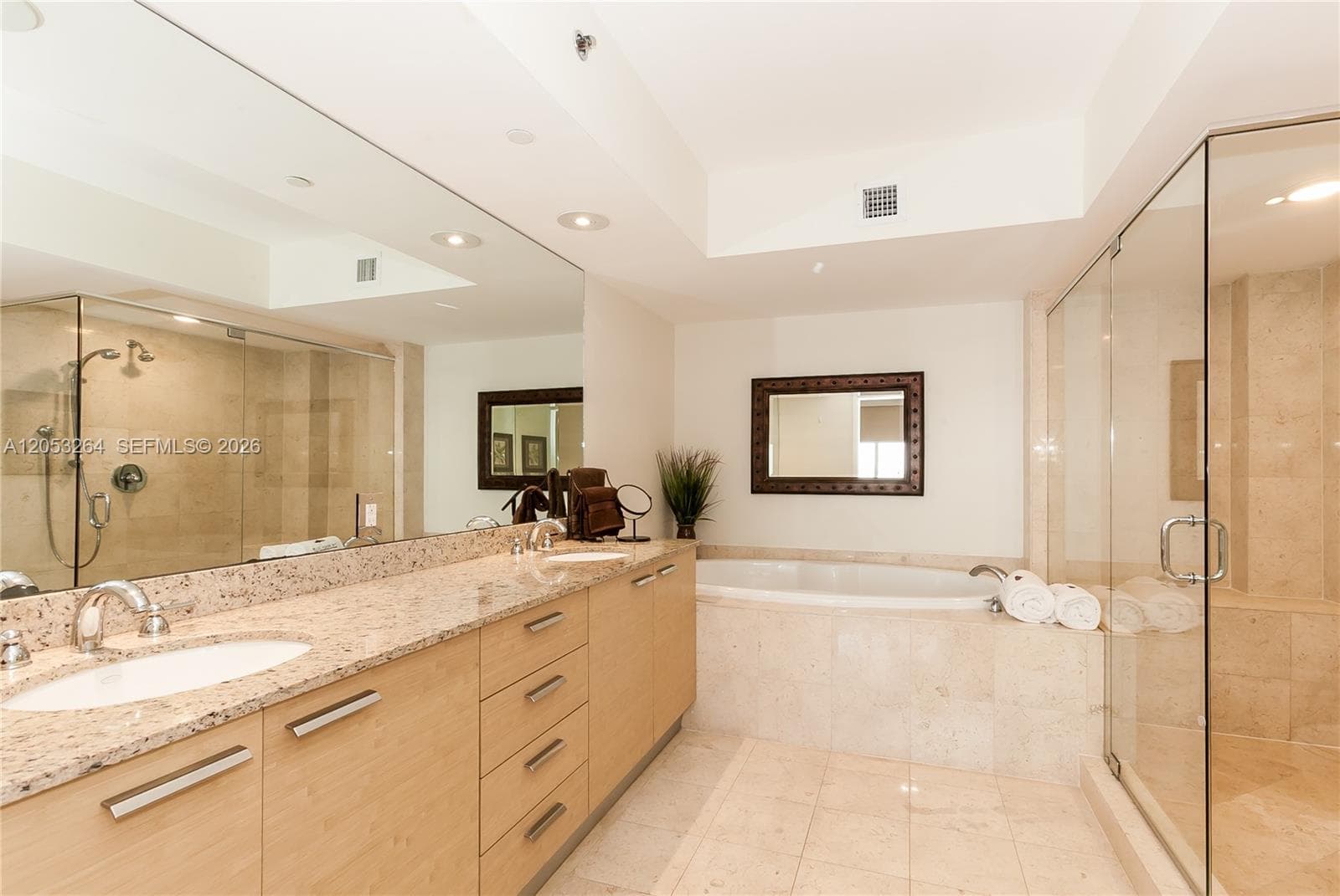 BEACH CLUB TWO · #3204 in Hallandale Beach - Photo 12