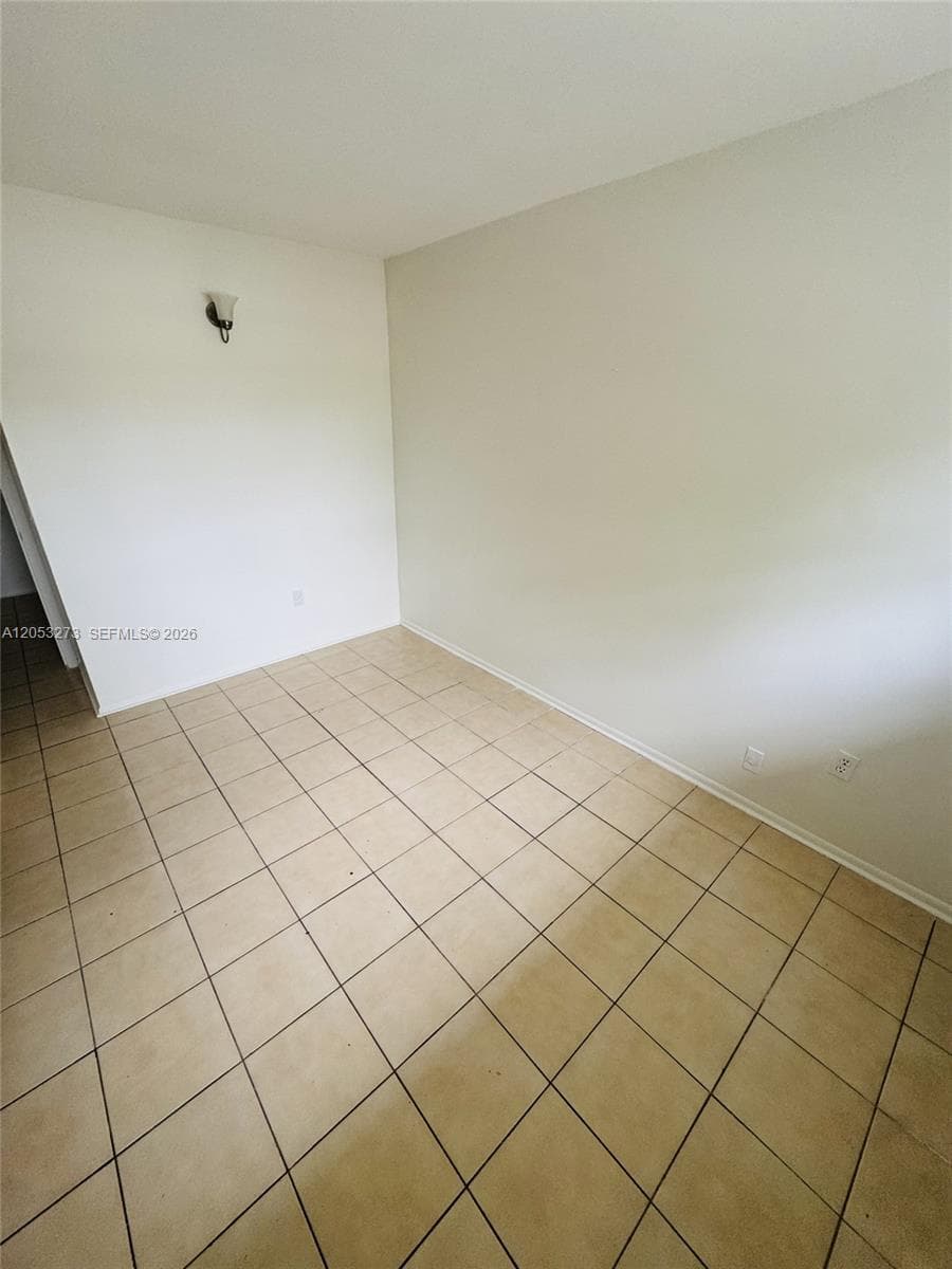 2nd Bedroom