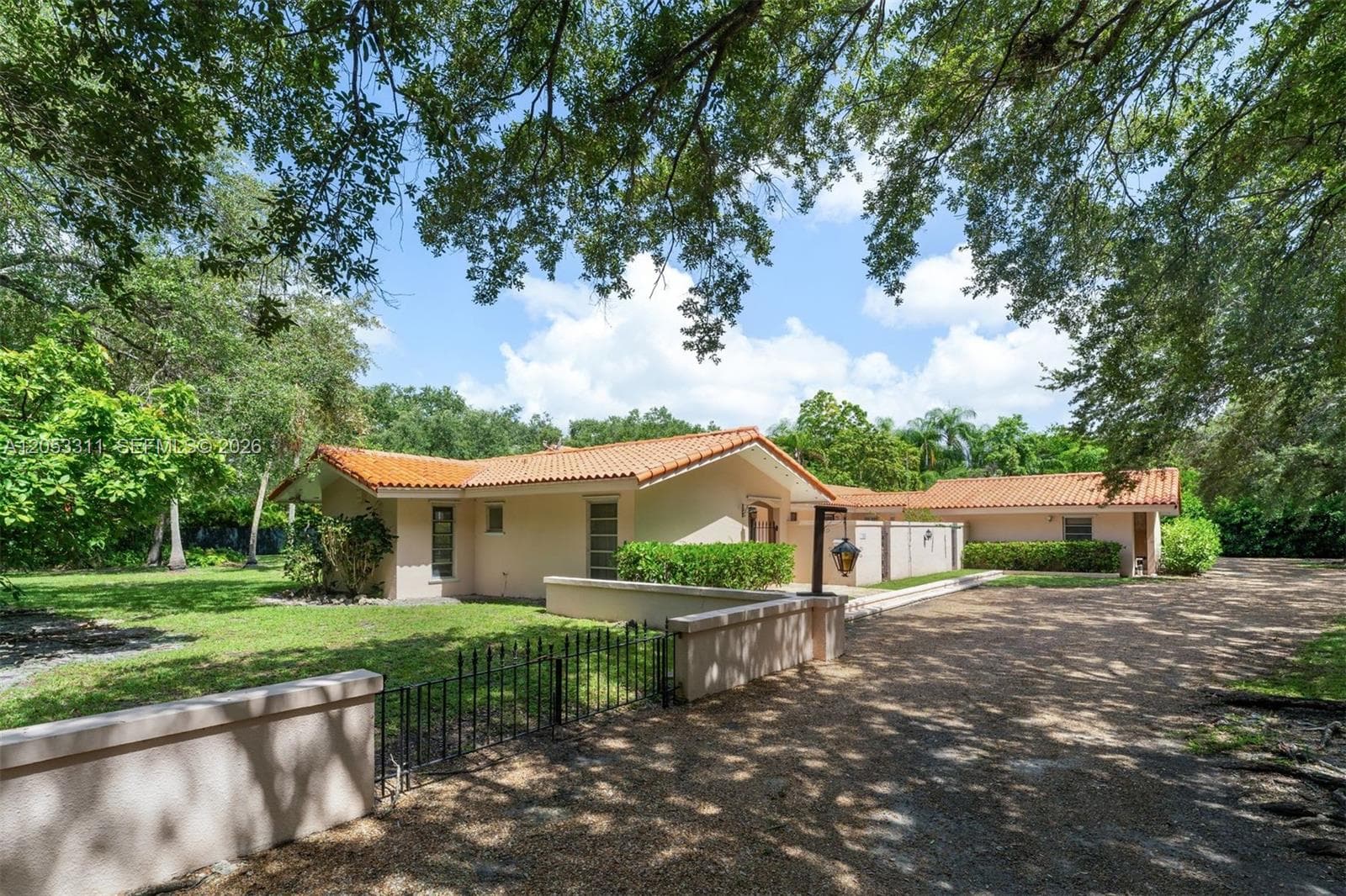 11950 SW 67 Ct photo 4
