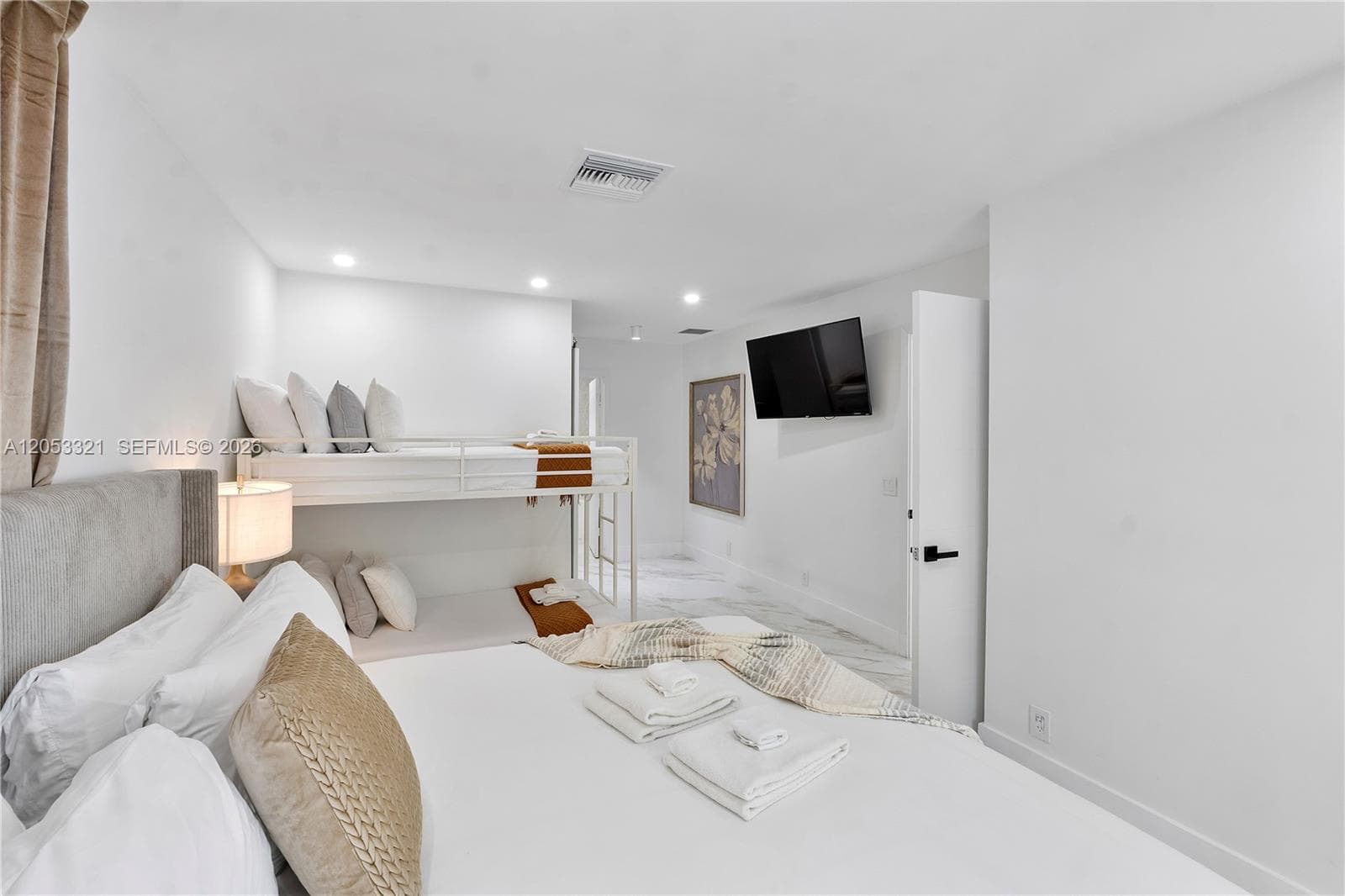 3261 Seaward Dr #3261 photo 15