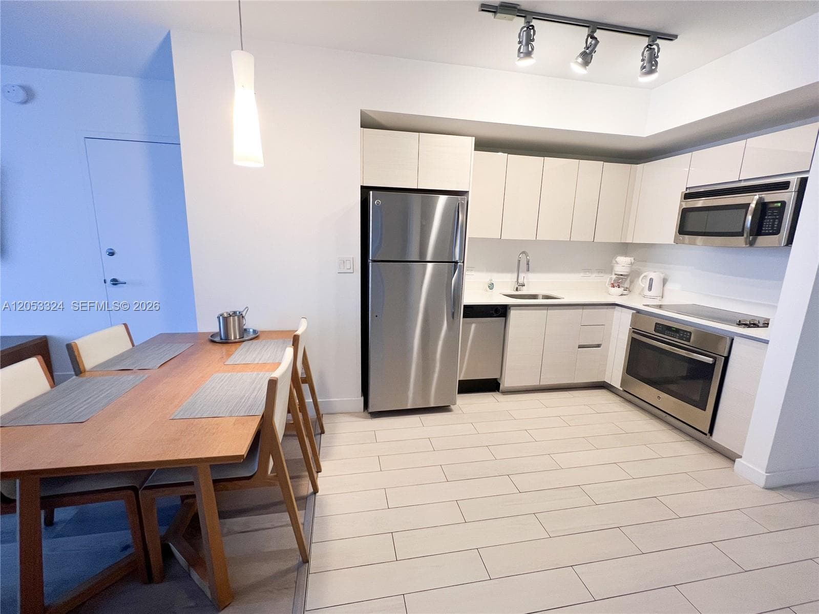 BEACHWALK RESORT · #R1503 in Hallandale Beach - Photo 13