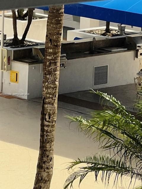 HARBOR TOWERS · #504 in Aventura - Photo 8