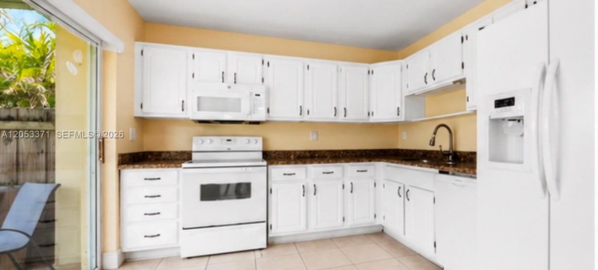 11737 SW 116th Ter photo 4