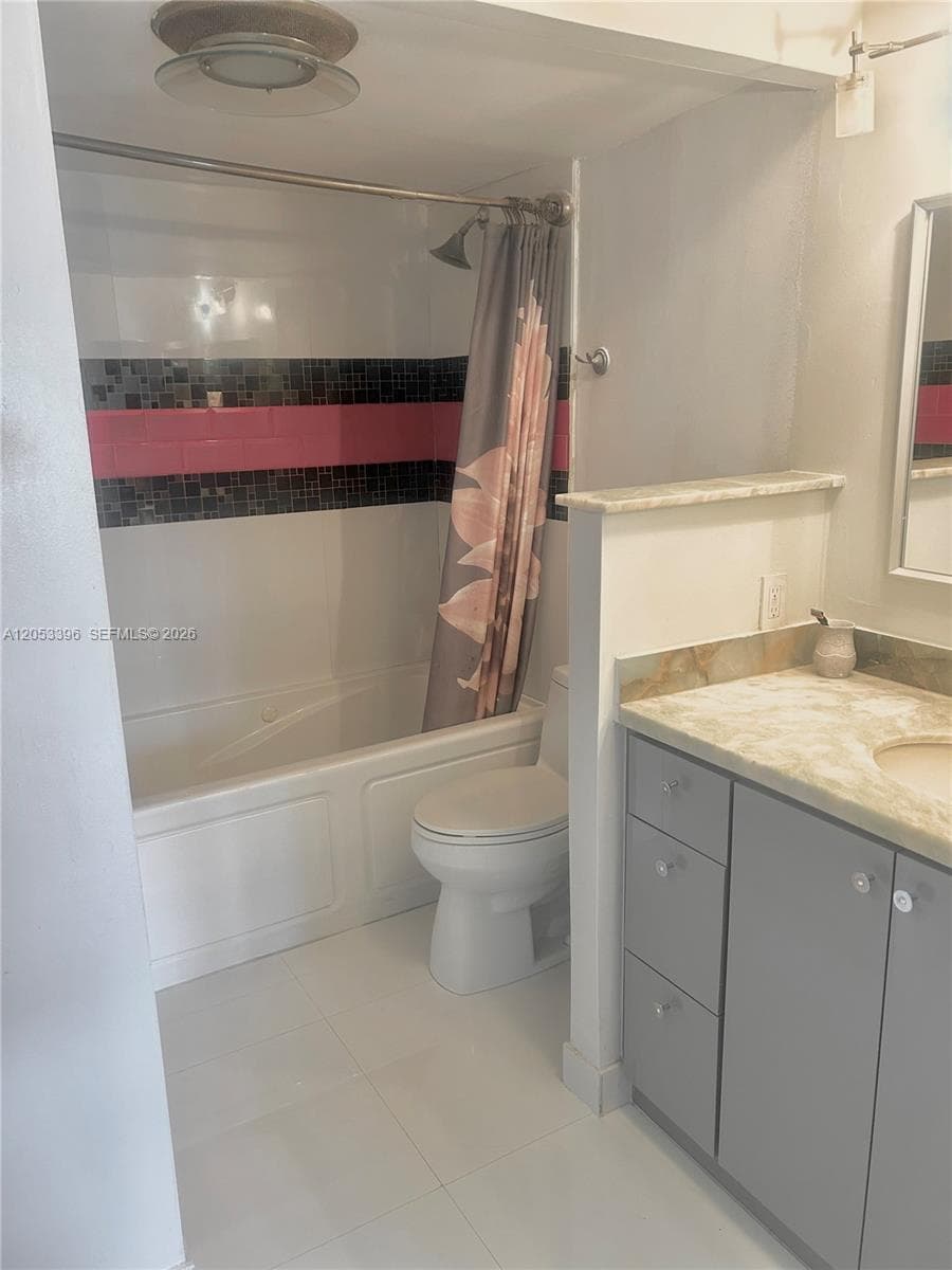 The Residences at Shell Bay · #301 in Hallandale Beach - Photo 15