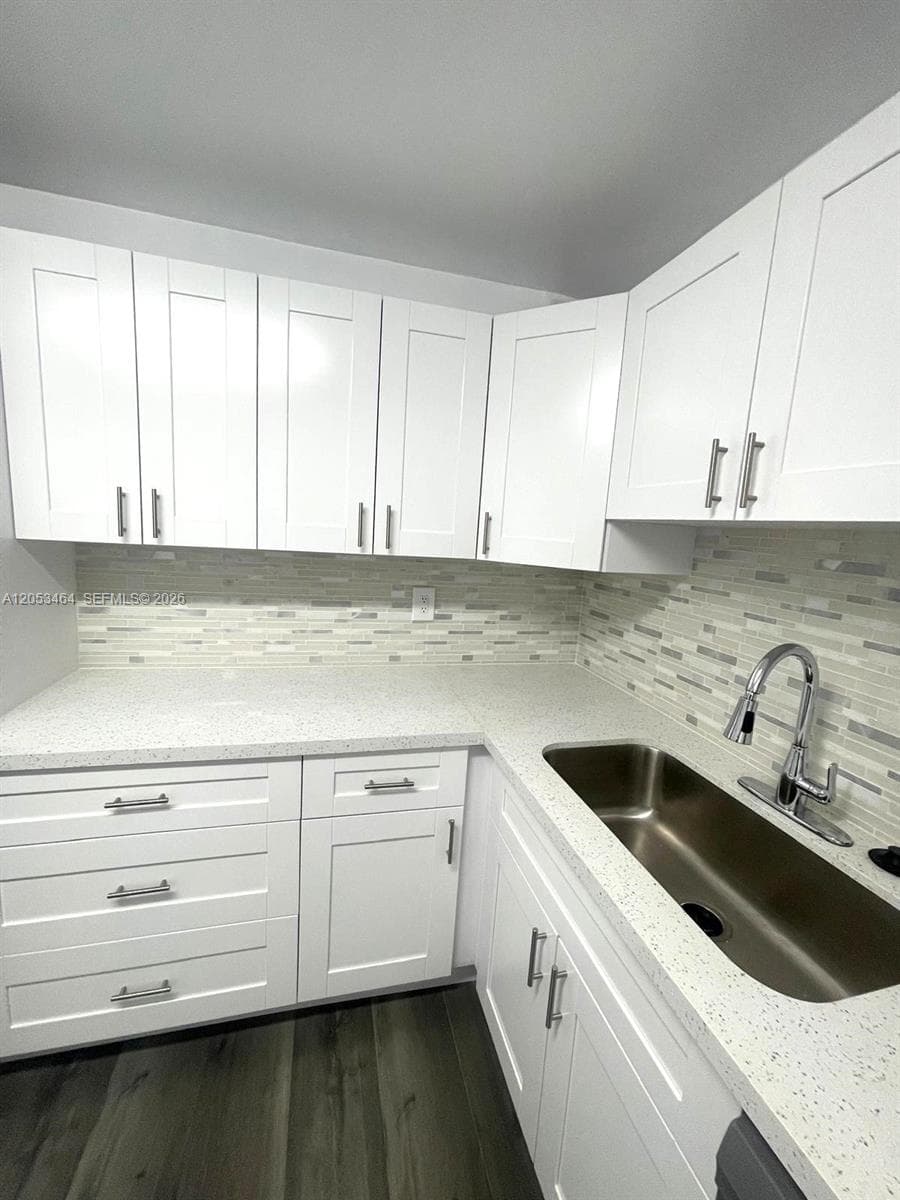 WATERSIDE TOWERS CONDO · #209 in North Miami - Photo 13