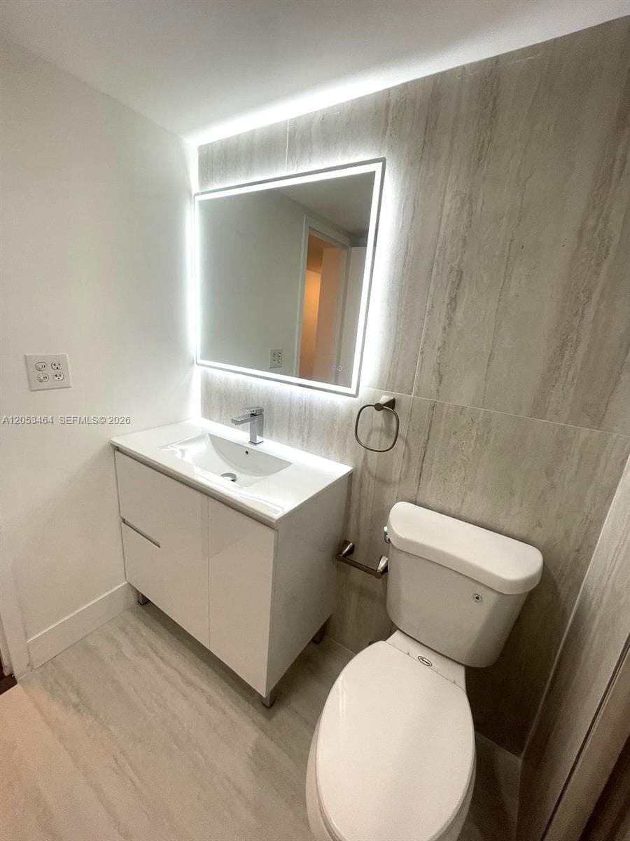 WATERSIDE TOWERS CONDO · #209 in North Miami - Photo 20
