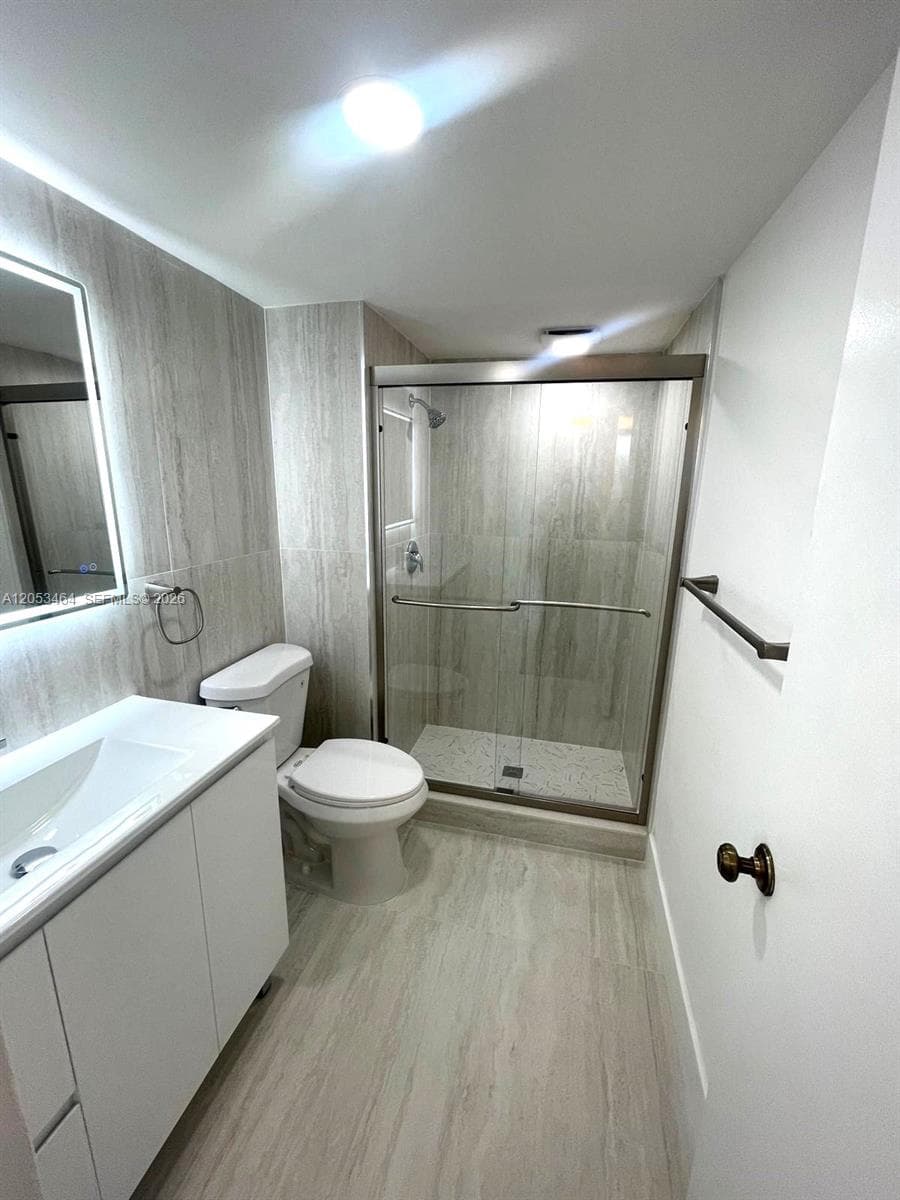 WATERSIDE TOWERS CONDO · #209 in North Miami - Photo 19