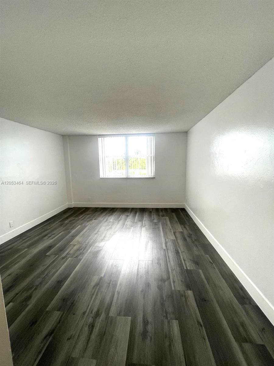 WATERSIDE TOWERS CONDO · #209 in North Miami - Photo 21