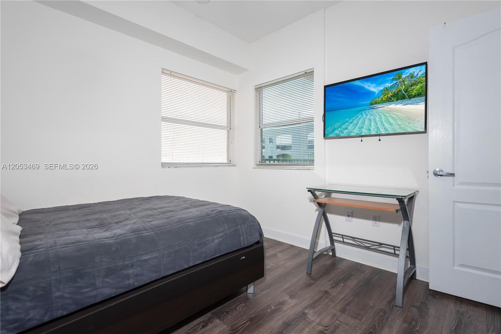 VALENCIA CONDO · #608 in South Miami - Photo 17