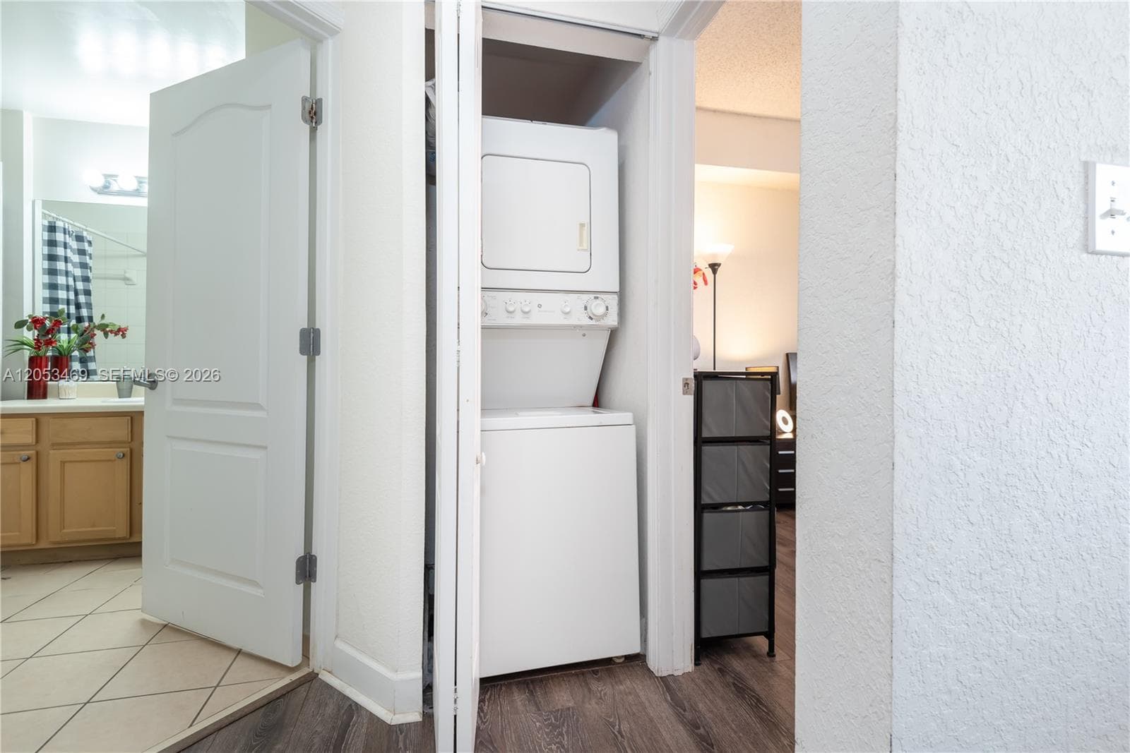 VALENCIA CONDO · #608 in South Miami - Photo 22