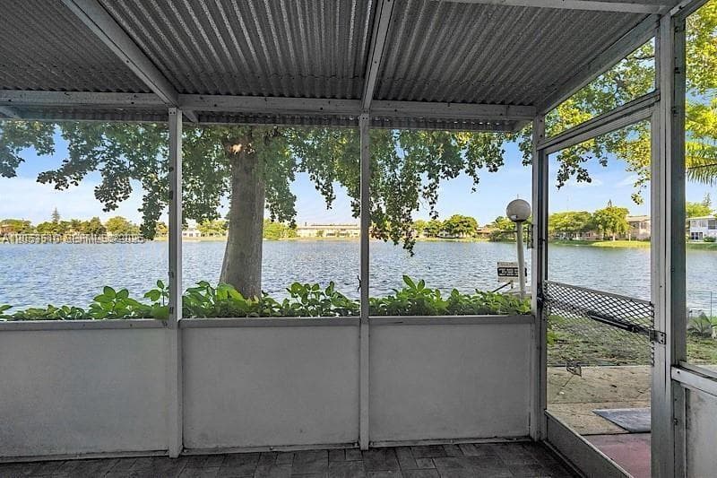 STAR LAKES · #405 in Miami - Photo 2
