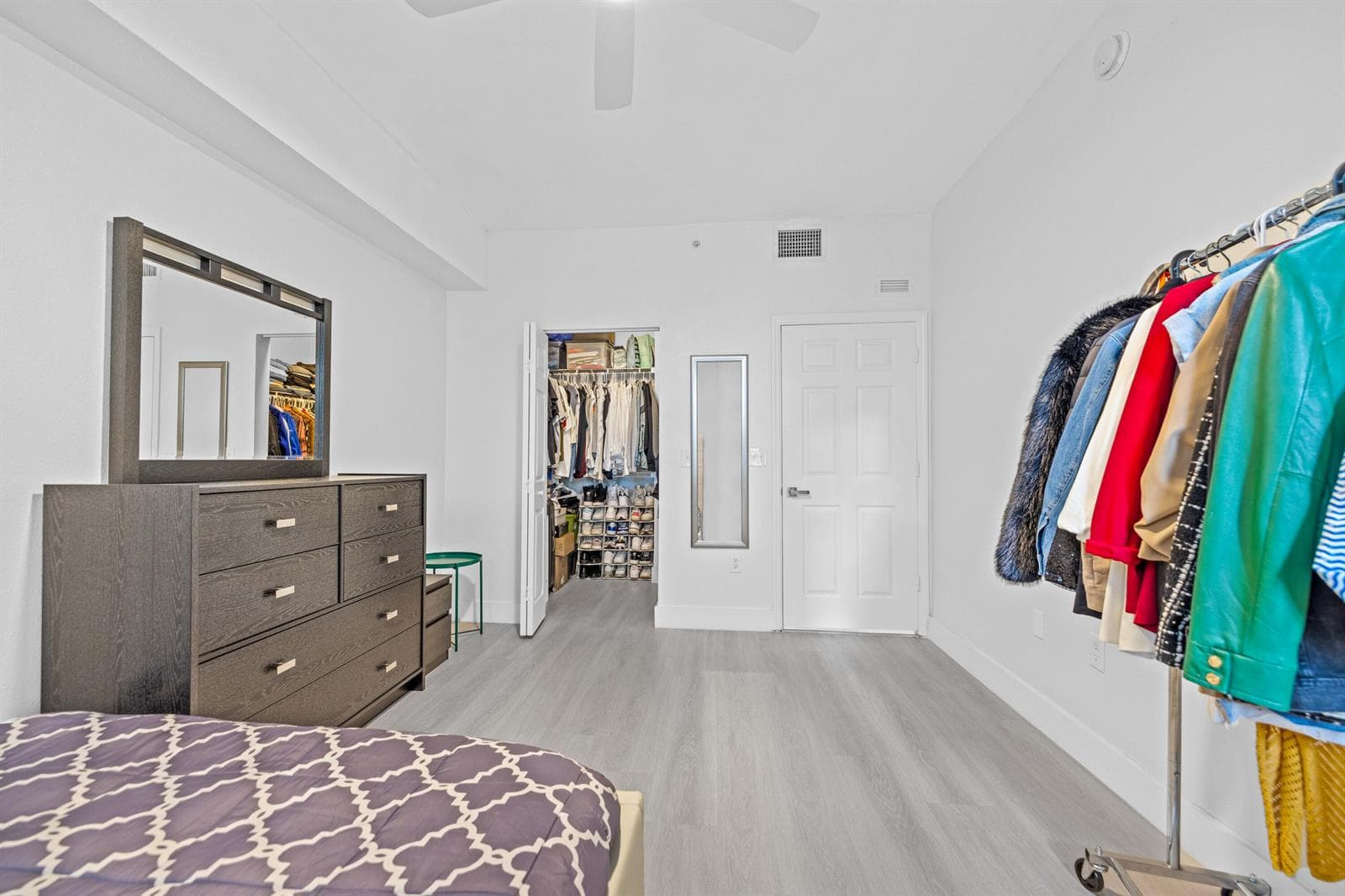 533 NE 3rd Ave FTL - Pwayko-9749