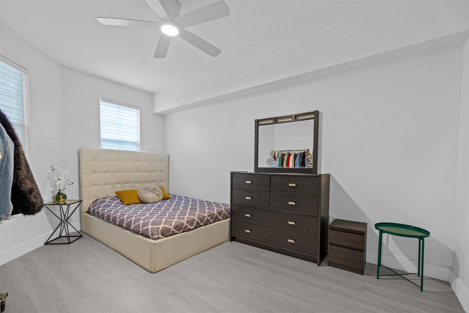 533 NE 3rd Ave FTL - Pwayko-9746