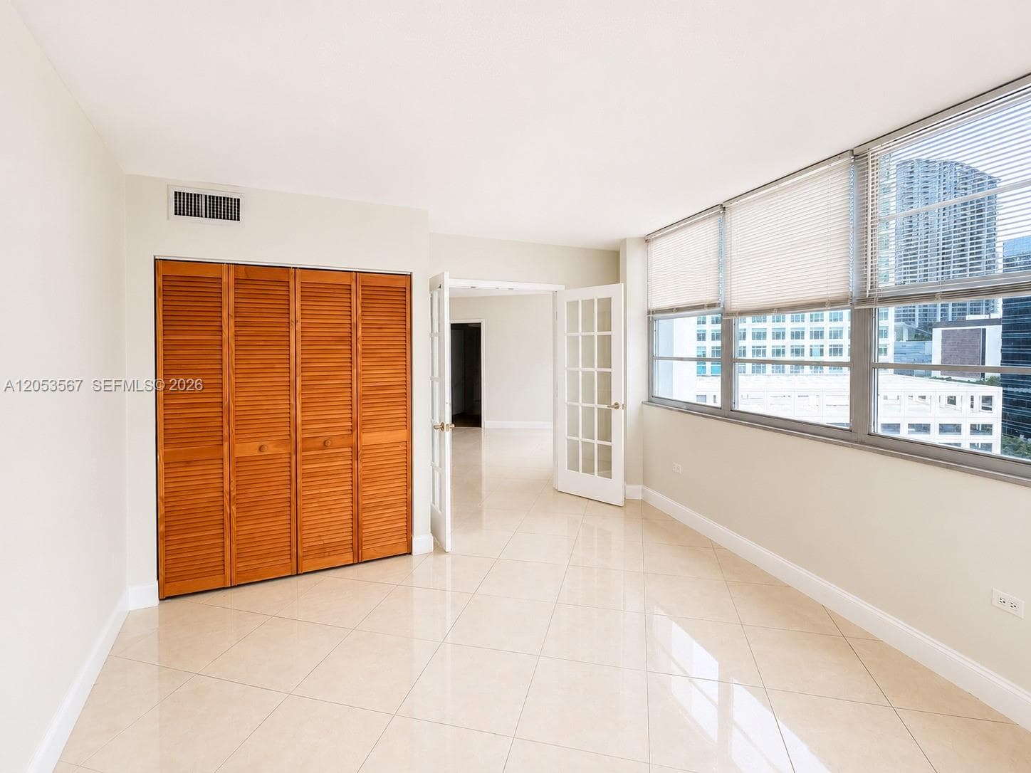 FOUR AMBASSADORS CONDO · #1245 in Miami - Photo 4