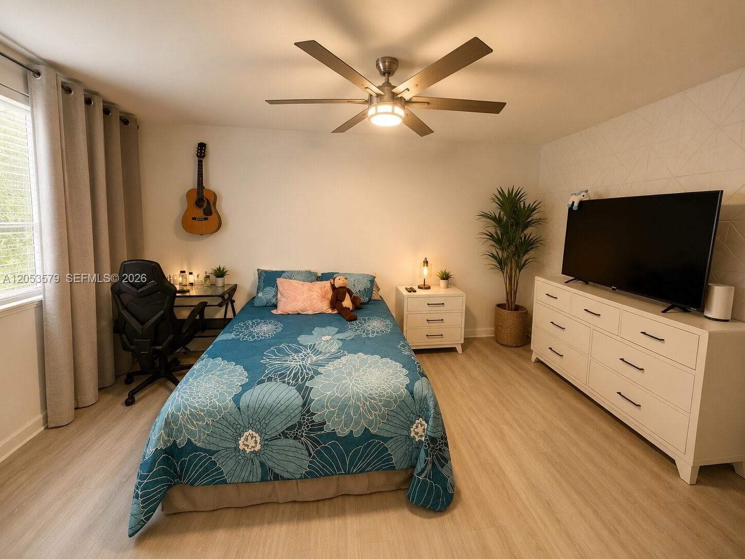 FOX CHASE CONDO #1 · #414 in Miami - Photo 6