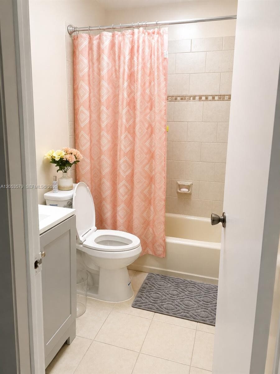 FOX CHASE CONDO #1 · #414 in Miami - Photo 7