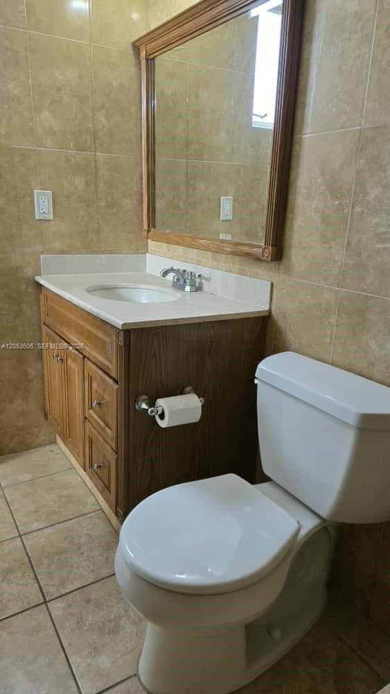 RAMBLEWOOD CONDO C · #PH11 in Miami - Photo 23