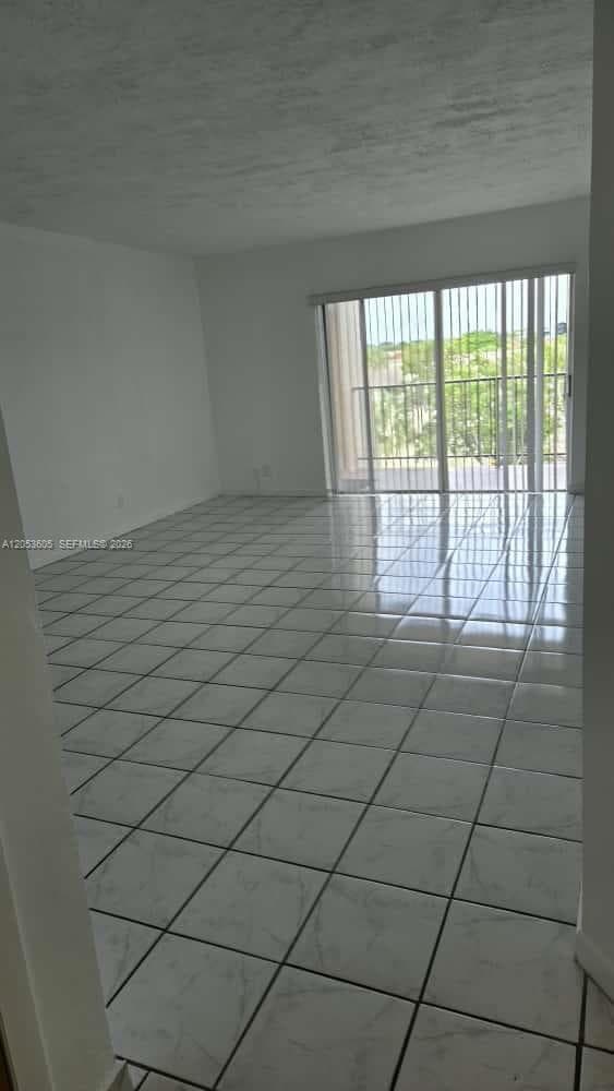 RAMBLEWOOD CONDO C · #PH11 in Miami - Photo 13