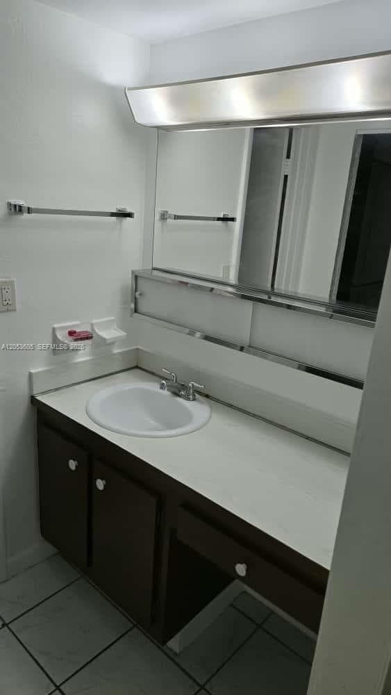 RAMBLEWOOD CONDO C · #PH11 in Miami - Photo 22