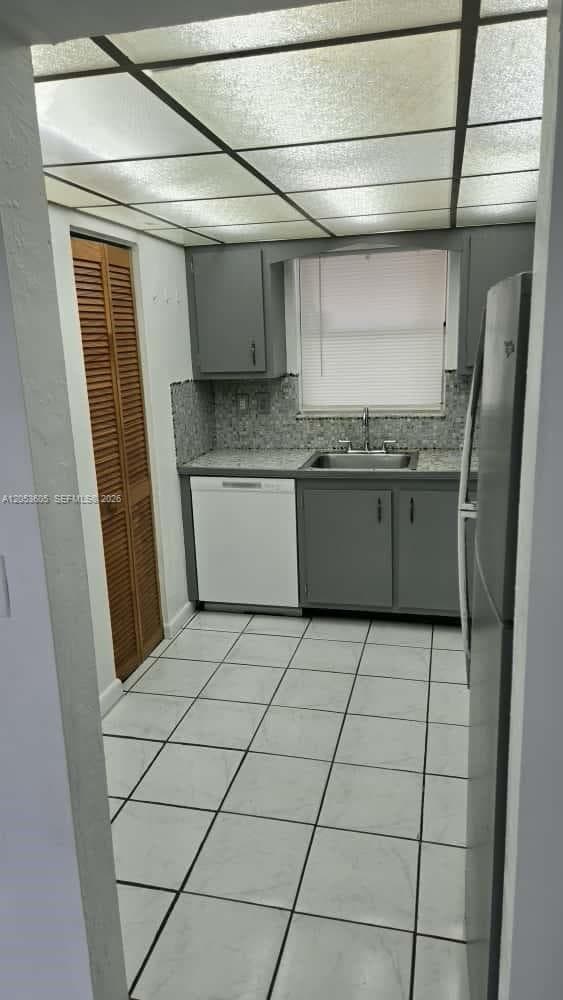 RAMBLEWOOD CONDO C · #PH11 in Miami - Photo 7