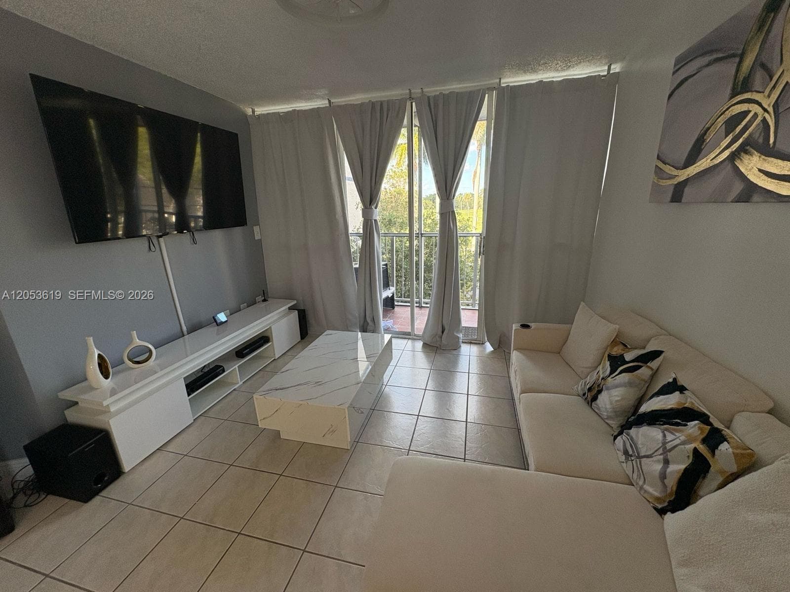 LAS BRISAS@ COUNTRY CLUB · #D302 in Hialeah - Photo 3