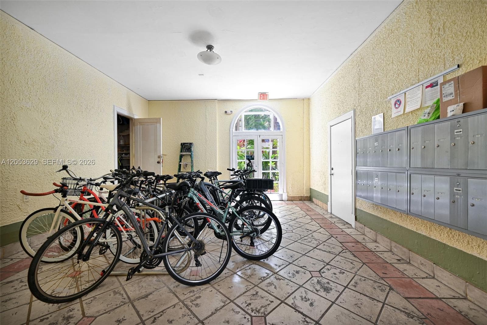 ESPLANADE BEACH CONDO · #104 in Miami Beach - Photo 28