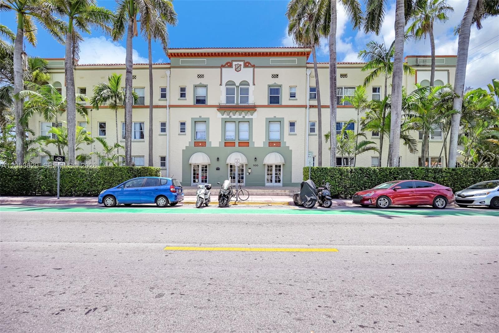 ESPLANADE BEACH CONDO · #104 in Miami Beach - Photo 5