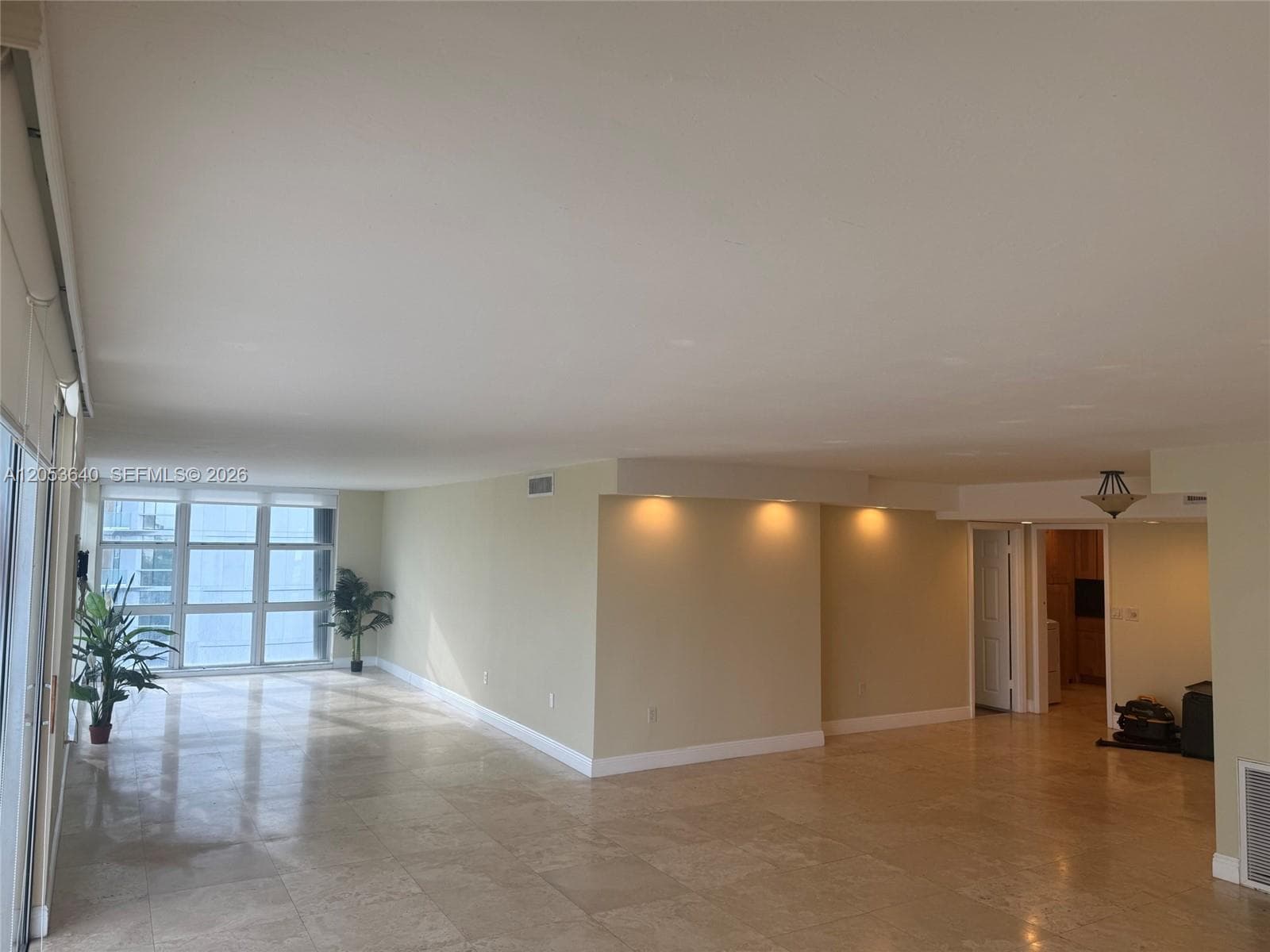 BRICKELL 25 · #1003 in Miami - Photo 6