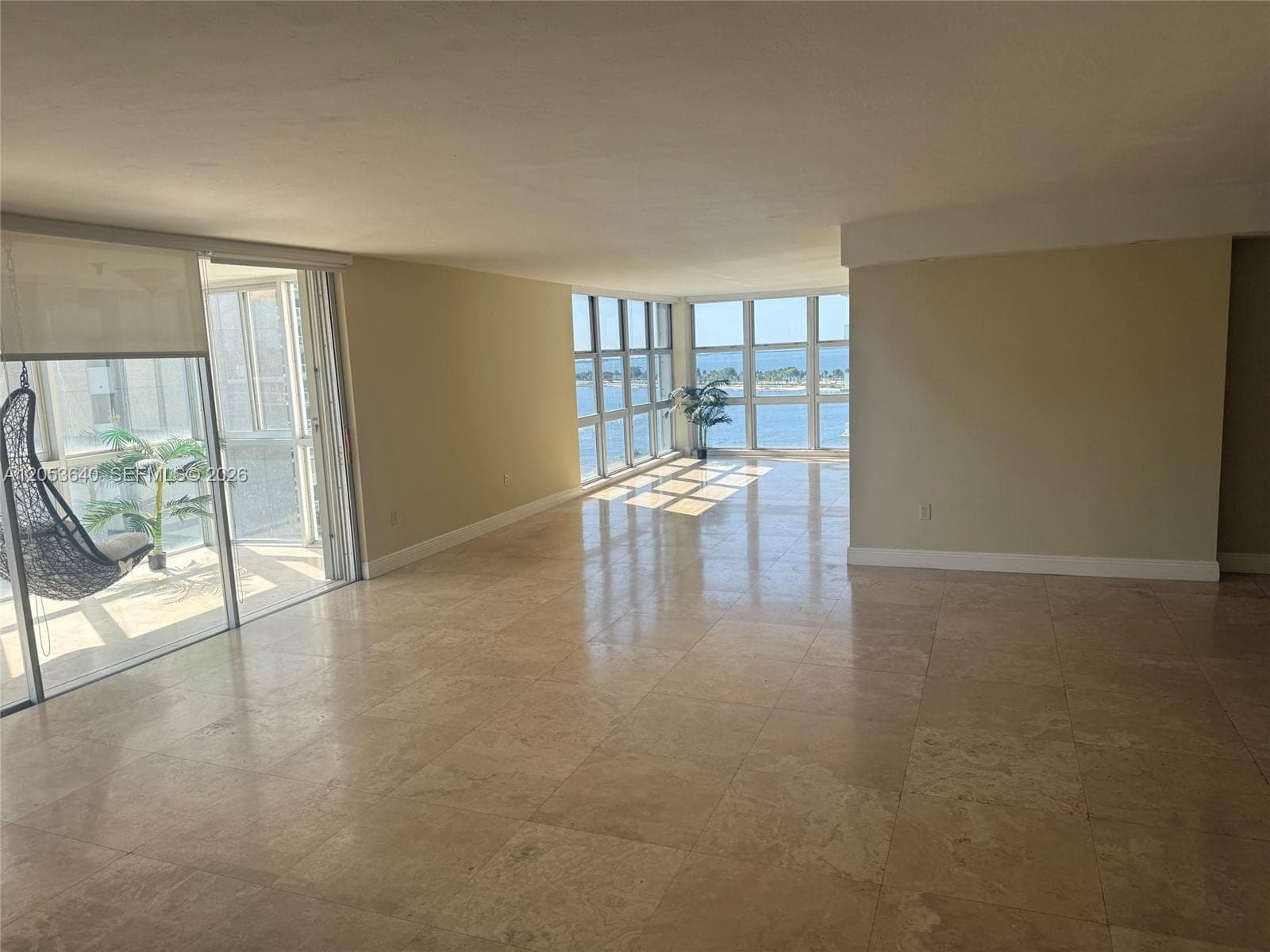 BRICKELL 25 · #1003 in Miami - Photo 24