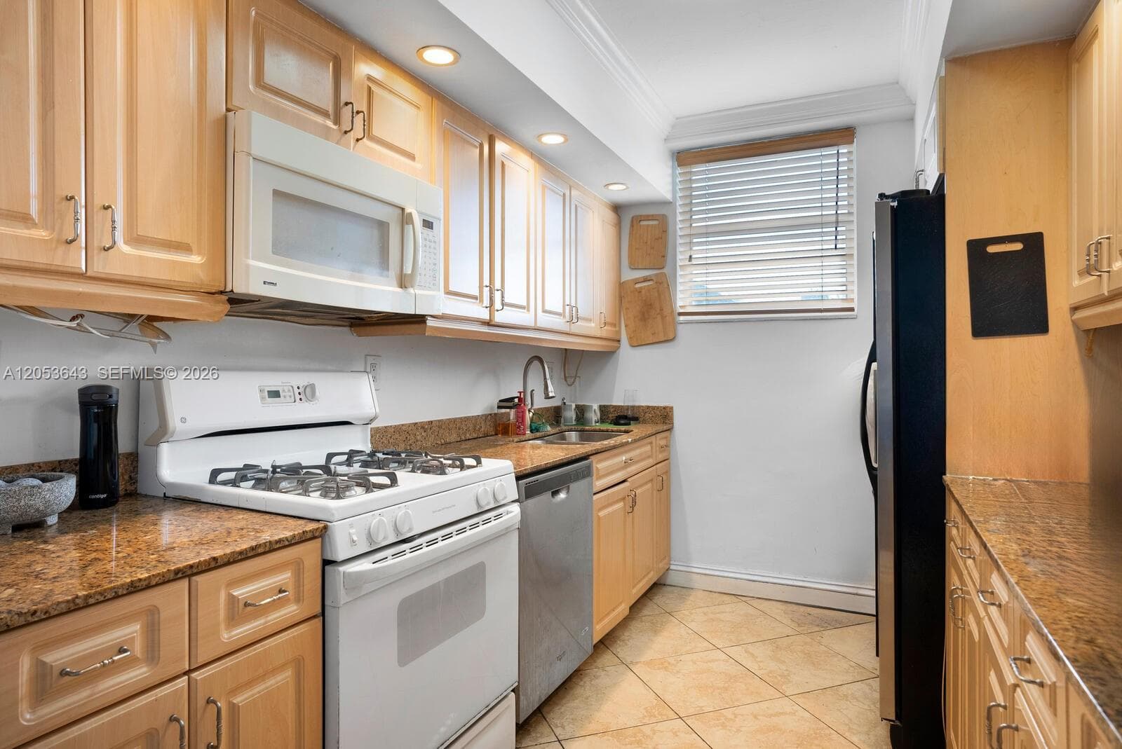 LINCOLN TOWERS CONDO · #A701 in Miami Beach - Photo 7