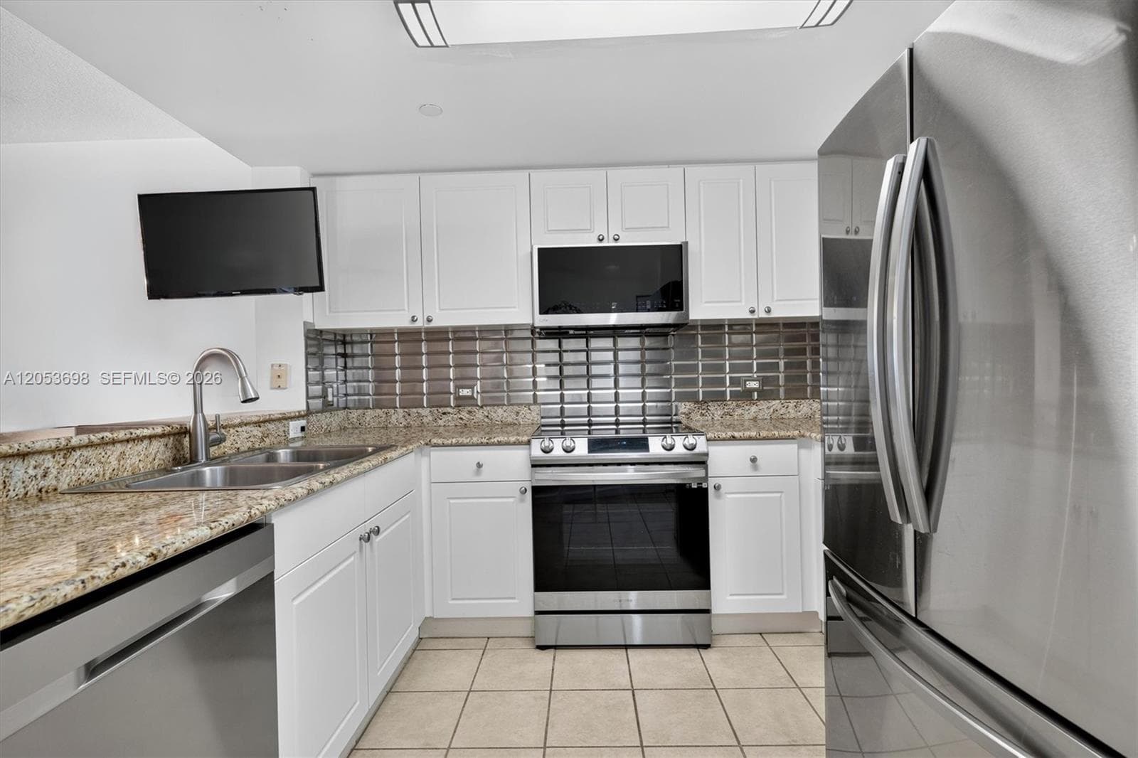 TURNBERRY ON THE GREEN · #2401 in Aventura - Photo 16