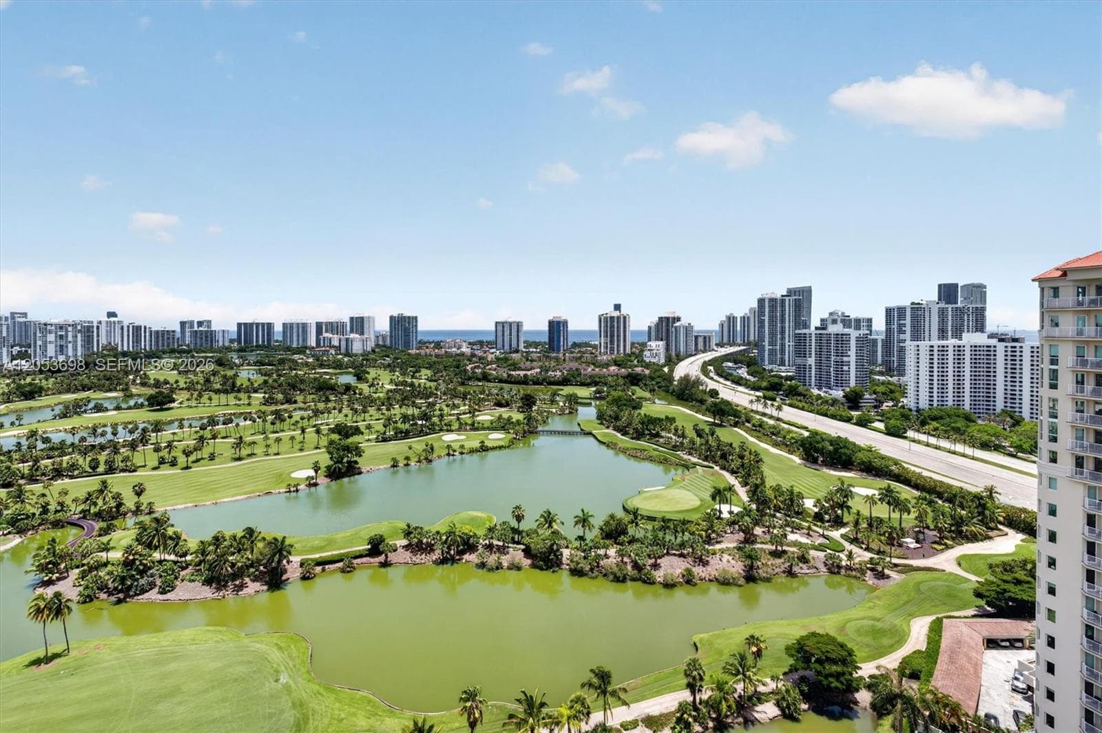 TURNBERRY ON THE GREEN · #2401 in Aventura - Photo 3