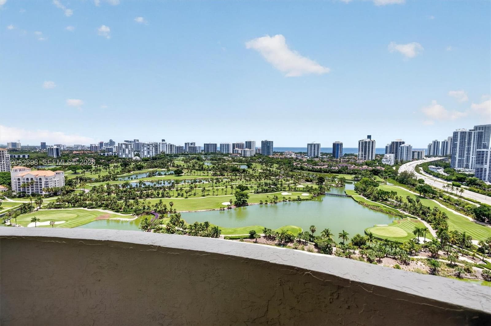 TURNBERRY ON THE GREEN · #2401 in Aventura - Photo 4