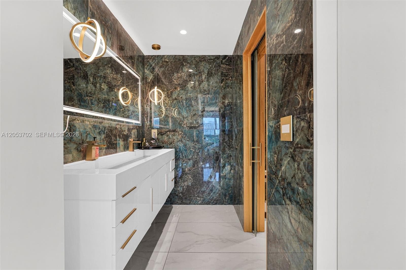 ISLAND PLACE AT BAY HARBO · #6D in Bay Harbor Islands - Photo 10