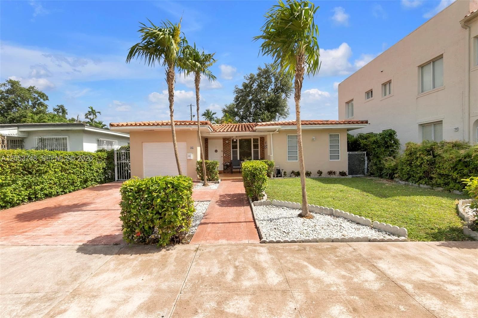 35 Oviedo Ave photo 32