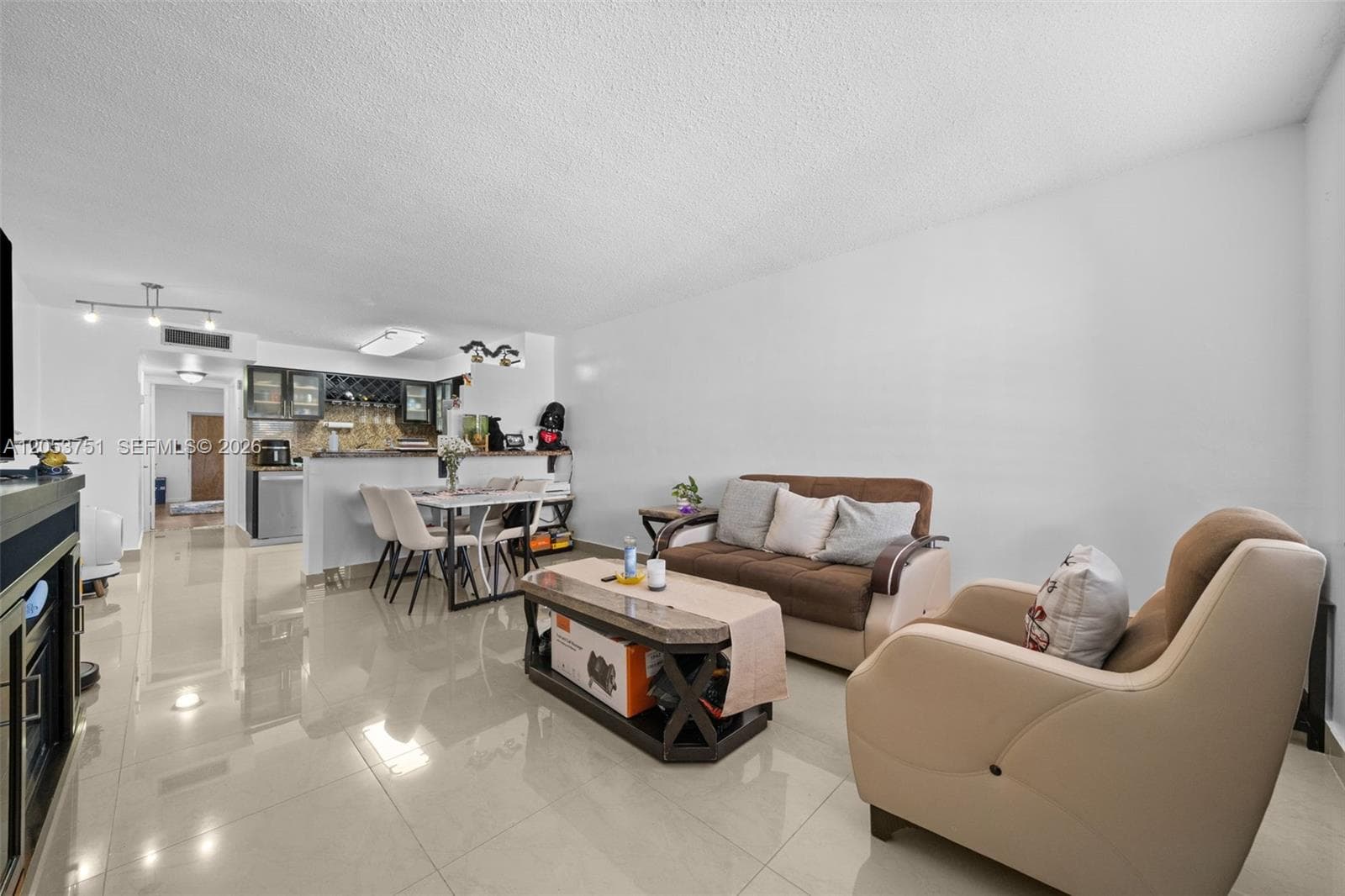 THE CASTILLE CONDO · #38 in Miami Beach - Photo 2