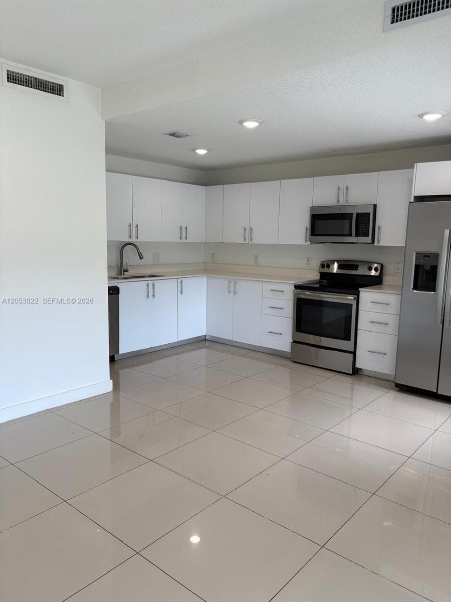 25680 SW 143rd Path photo 6