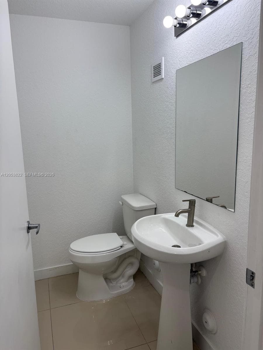 25680 SW 143rd Path photo 8