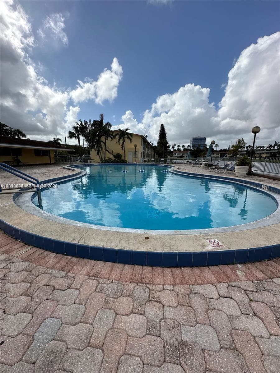 2800 Ne 203RD St · #A3 in Aventura - Photo 3