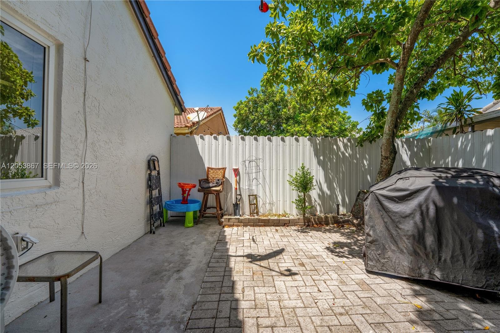 18625 NW 53rd Ave photo 20