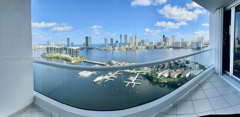 7000 ISL BLVD WILLIAMS IS · #2809 in Aventura - Photo 3