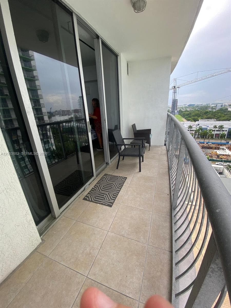 Opera Tower · #1707 in Miami - Photo 16