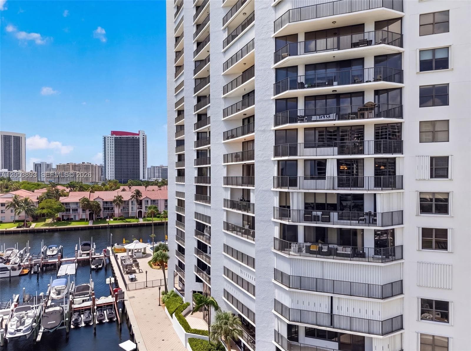 Anchor Bay Club · #207 in Hallandale Beach - Photo 32