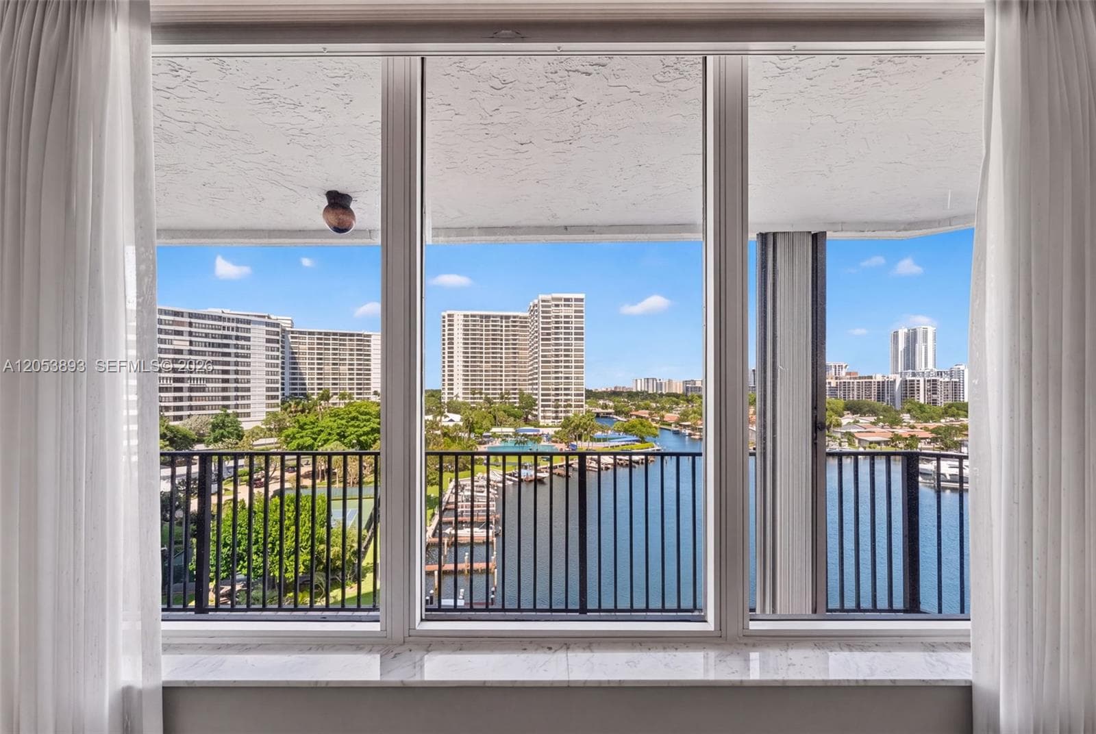 Anchor Bay Club · #207 in Hallandale Beach - Photo 9