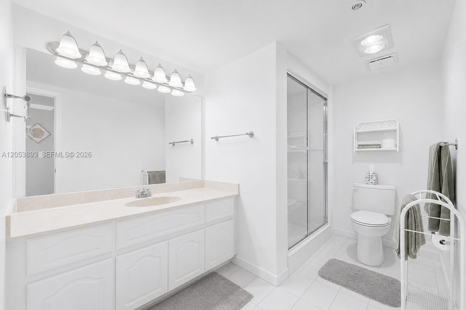 Anchor Bay Club · #207 in Hallandale Beach - Photo 11
